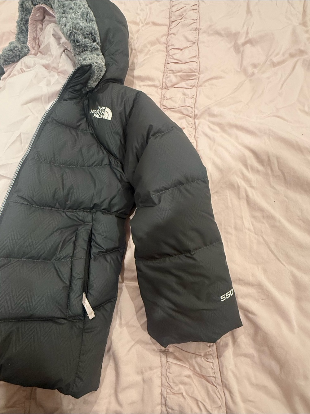 The North Face Toddler Light Pink Puffer Vest - Picture 6 of 9